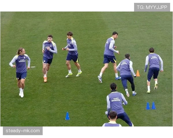 马德里竞技新赛季备战火热,新星闪耀引关注 马德里竞技新赛季备战火热,新星闪耀引关注