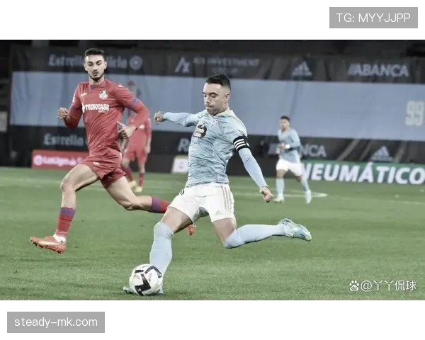 阿方索·佩雷斯球场迎来新赛季，球队备战状态引关注